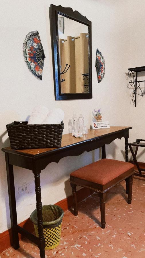 פרס דה לה פואנטה Hostal La Espanola Parras מראה חיצוני תמונה